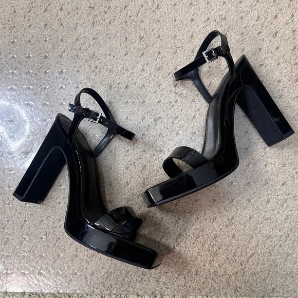 DKNY Maiden Ankle Strap Platform Sandal Heels Block Heel NEW Size 9.5 Block Toe - Picture 5 of 10